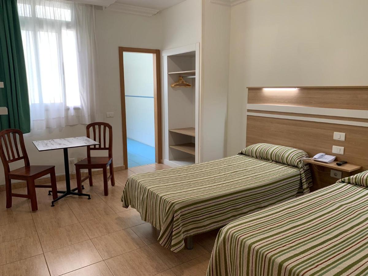 Apartamentos Tinoca Las Palmas de Gran Canaria Luaran gambar