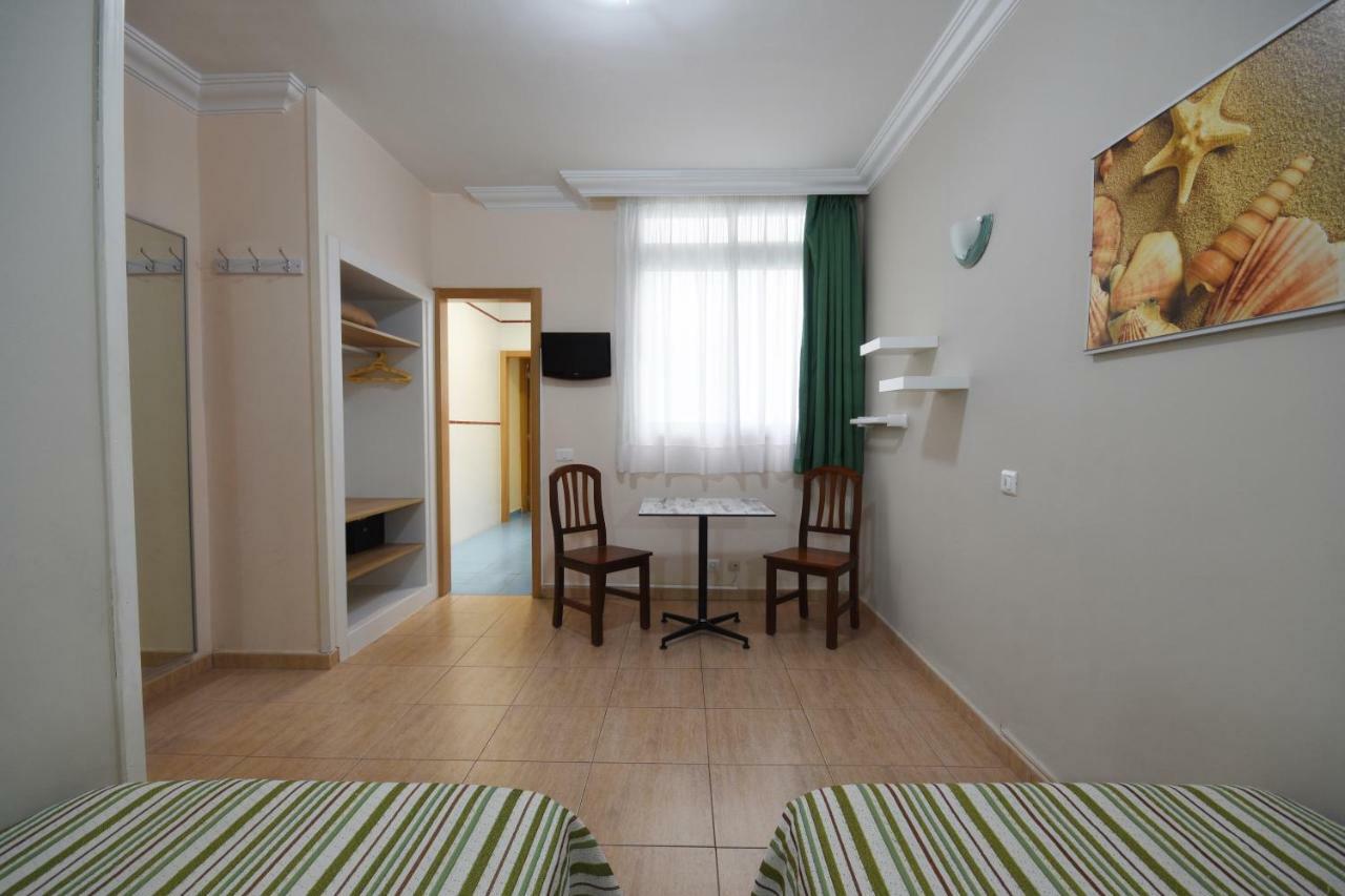 Apartamentos Tinoca Las Palmas de Gran Canaria Luaran gambar